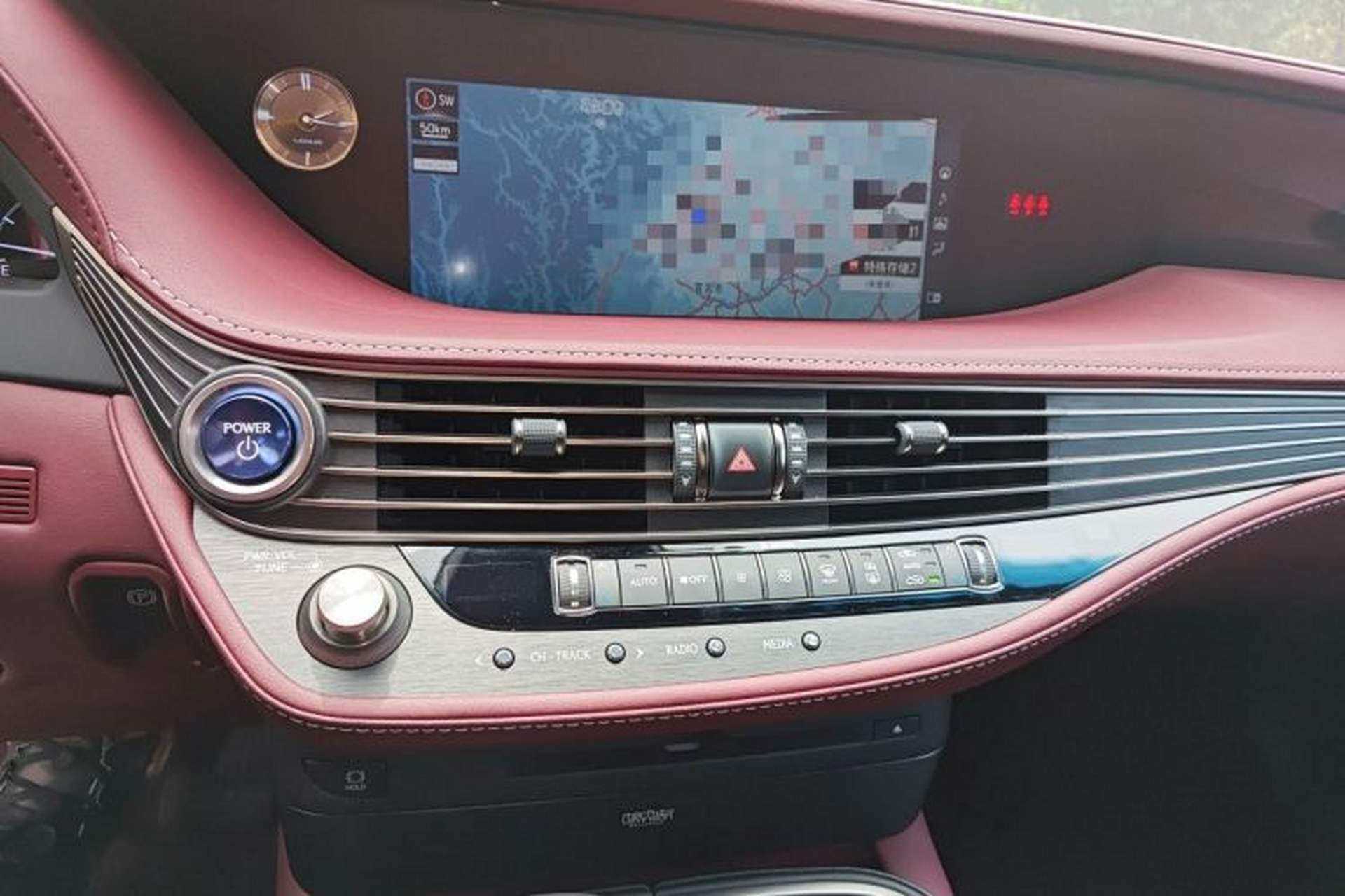 Used Lexus LS 2018 500h Executive Edition China VI Audio And AC Panel