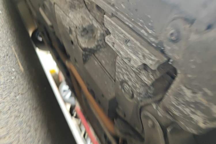 Used Lexus LS 2018 500h Executive Edition China VI Chassis Front Right