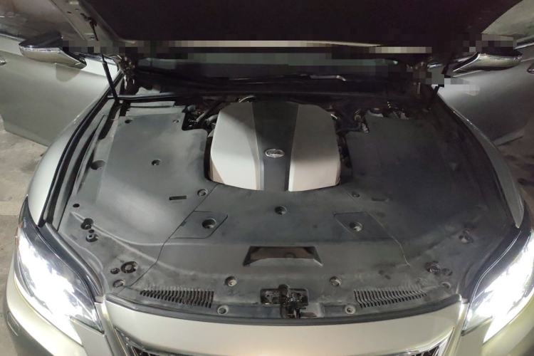 Used Lexus LS 2018 350 Excellence Edition China V Standard Engine Bay