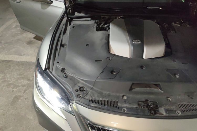 Used Lexus LS 2018 350 Excellence Edition China V Standard Engine Bay Right