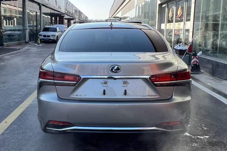 Used Lexus LS 2018 500h Luxury Edition China V Standard Exterior 4