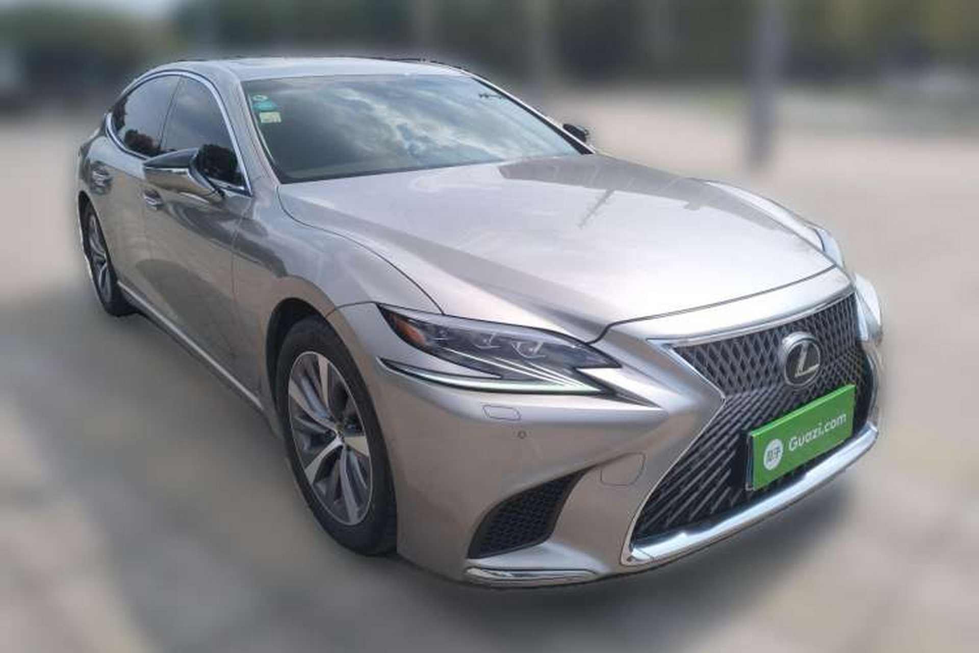 Used Lexus LS 2018 350 Excellence Edition China V Standard Front Right 45 Deg
