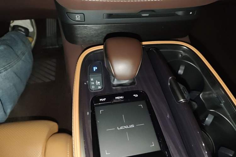 Used Lexus LS 2018 350 Excellence Edition China V Standard Gear Lever