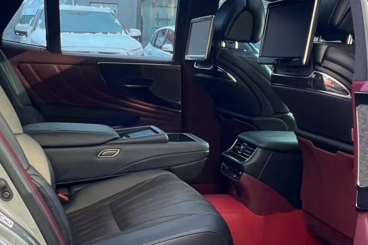 Used Lexus LS 2018 500h Luxury Edition China V Standard Interior 9