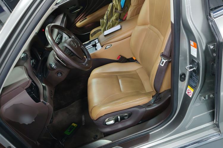 Used Lexus LS 2018 500h Premier Edition China V Standard Left Front Seat