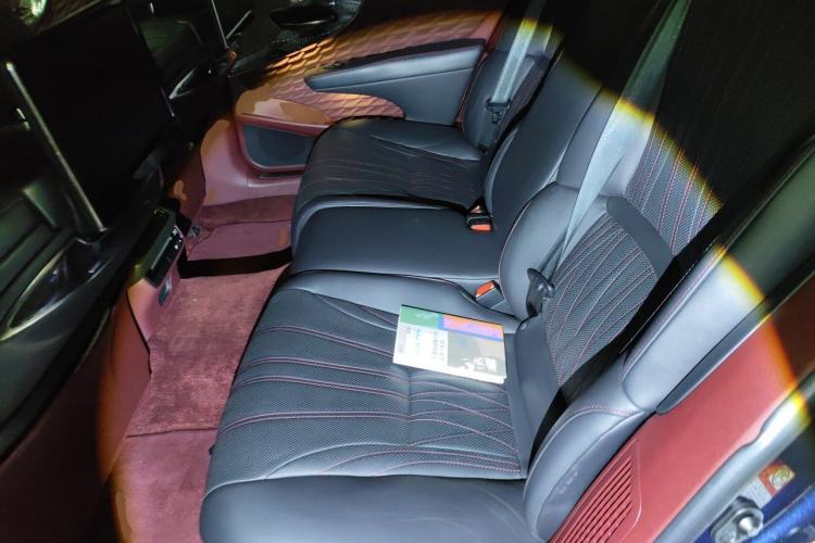 Used Lexus LS 2018 500h Executive Edition China V Standard Left Rear Seat