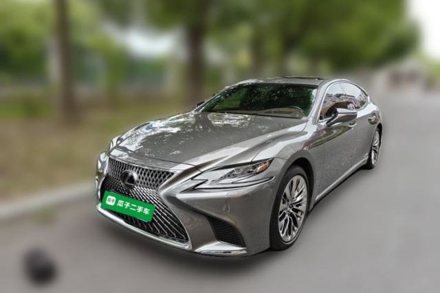 Used Lexus LS 2018 500h Executive Edition China VI