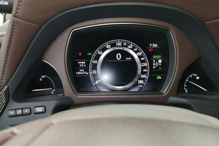 Used Lexus LS 2018 500h Premier Edition China V Standard Odometer Close Up