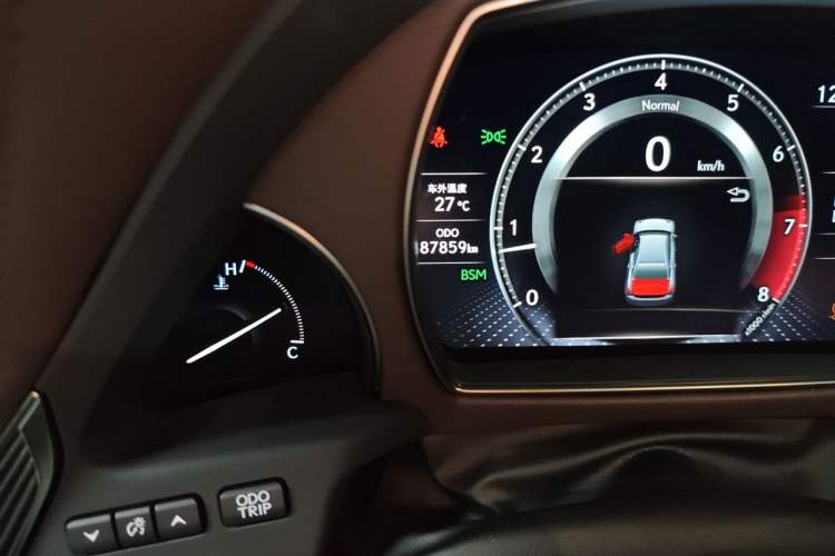 Used Lexus LS 2018 350 Excellence Edition China V Standard Odometer Close Up
