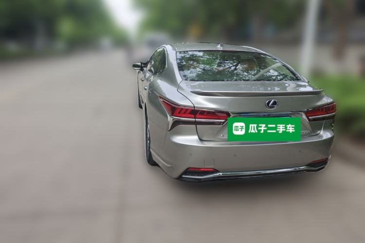Used Lexus LS 2018 500h Premier Edition China V Standard Rear Left 45 Deg