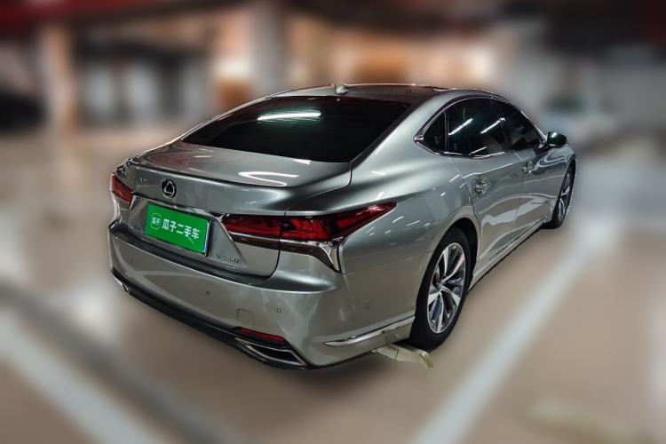 Used Lexus LS 2018 350 Excellence Edition China V Standard Rear Right 45 Deg