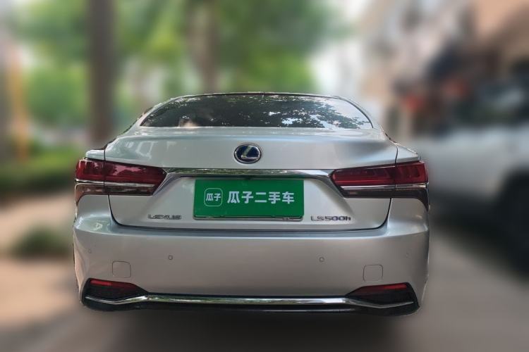 Used Lexus LS 2018 500h Premier Edition China V Standard Rear