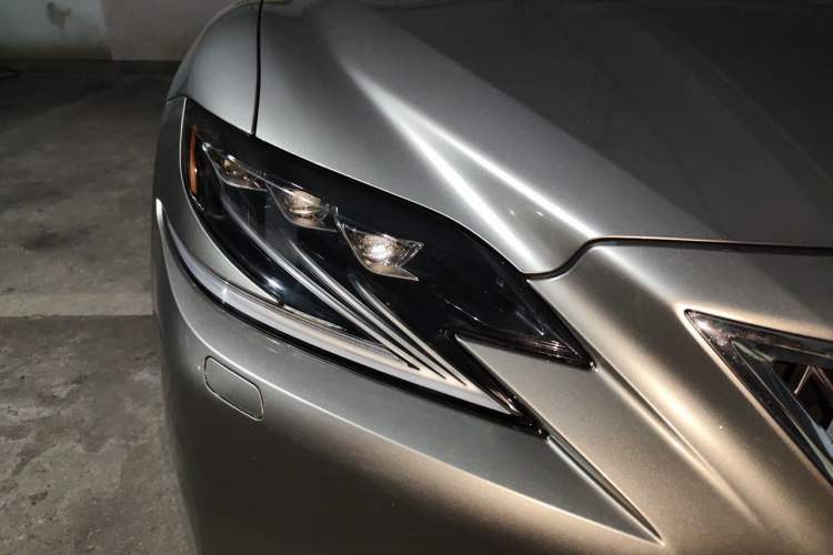 Used Lexus LS 2018 350 Excellence Edition China V Standard Right Front Headlight