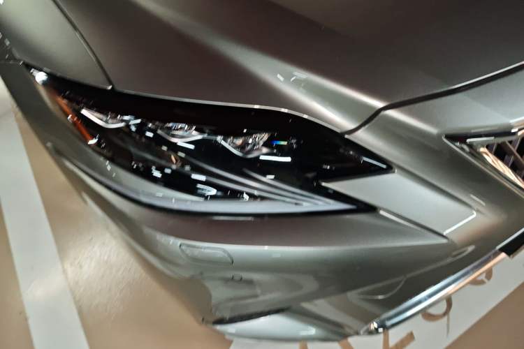 Used Lexus LS 2018 350 Excellence Edition China V Standard Right Front Headlight