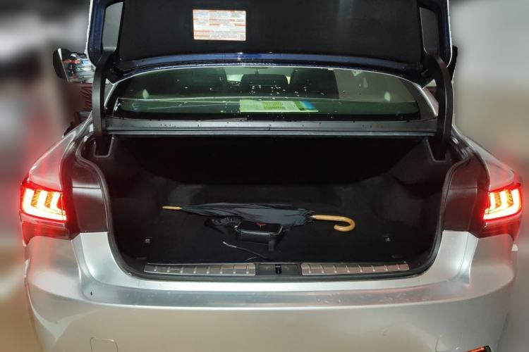 Used Lexus LS 2018 500h Executive Edition China V Standard Trunk