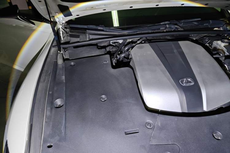 Used Lexus LS 2018 350 Excellence Edition China V Standard Engine Bay Right