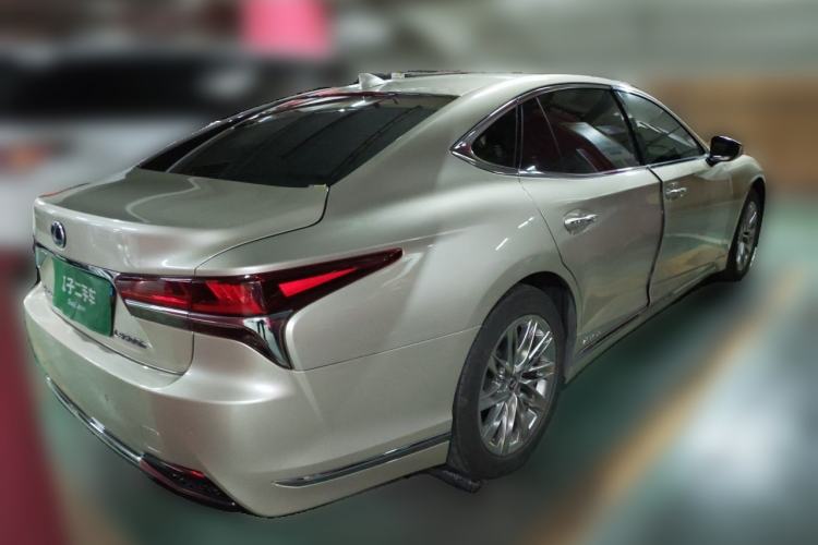 Used Lexus LS 2018 500h Luxury Edition China V Standard Rear Right 45 Deg