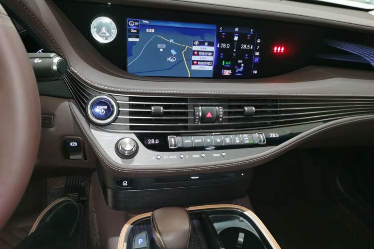 Used Lexus LS 2020 500h Excellence Edition China VI standard Audio And AC Panel