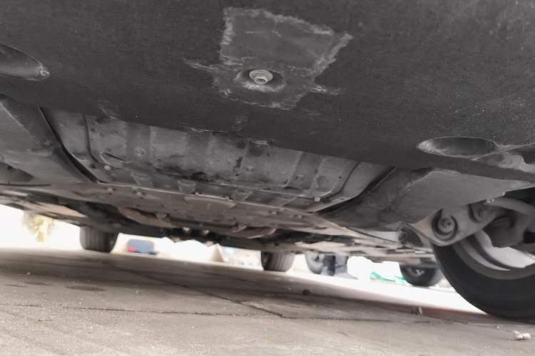 Used Lexus LS 2020 500h Excellence Edition China VI standard Chassis Front