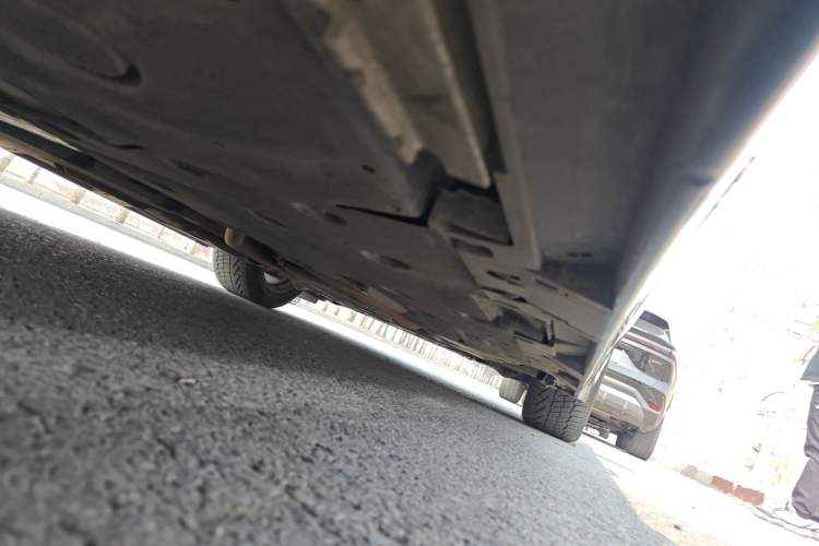 Used Lexus LS 2020 500h Excellence Edition China VI standard Chassis Rear Right