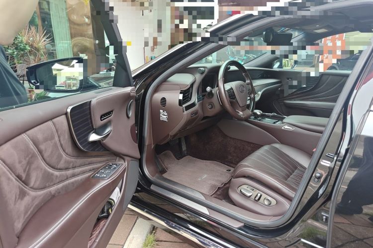Used Lexus LS 2020 500h Luxury Edition China VI Standard Driver Seat