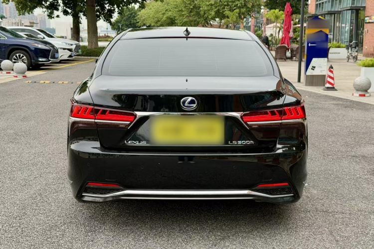Used Lexus LS 2020 500h Excellence Edition China VI standard Exterior 1