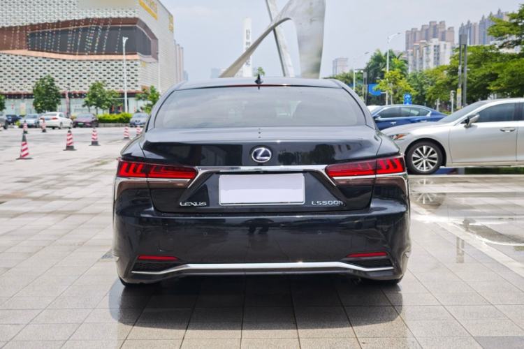 Used Lexus LS 2020 500h Excellence Edition China VI standard Exterior 10