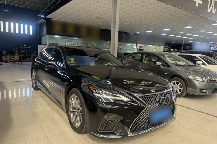 Used Lexus LS 2020 350 Luxury Edition China VI Standard Exterior 2