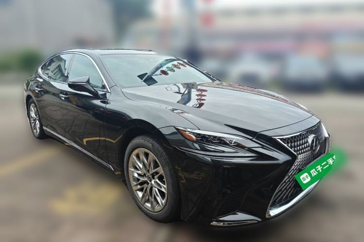 Used Lexus LS 2020 500h Luxury Edition China VI Standard Front Right 45 Deg