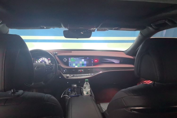 Used Lexus LS 2020 500h Executive Version China VI Standard Headliner