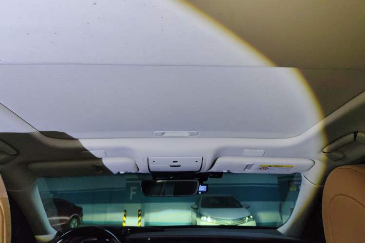 Used Lexus LS 2020 500h Excellence Edition China VI standard Headliner