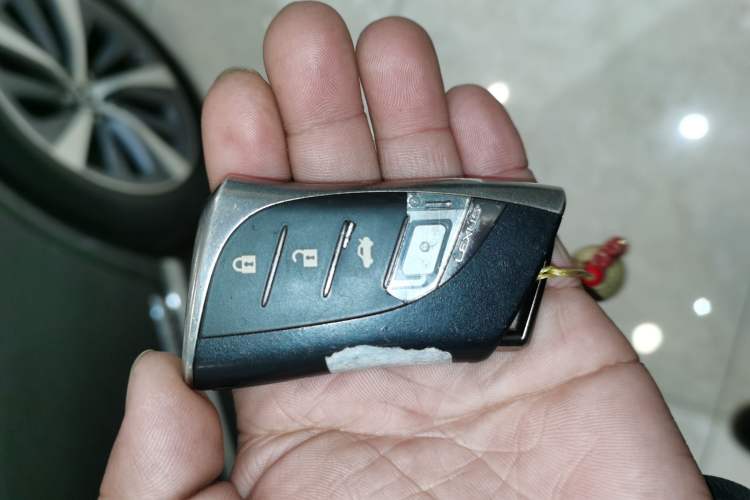 Used Lexus LS 2020 500h Excellence Edition China VI standard Interior 1