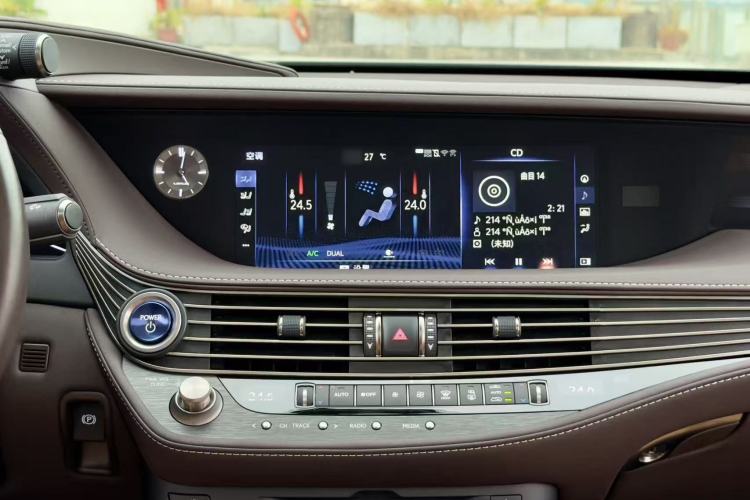 Used Lexus LS 2020 500h Excellence Edition China VI standard Interior 2