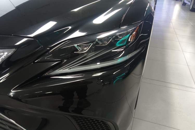 Used Lexus LS 2020 500h Excellence Edition China VI standard Left Front Headlight