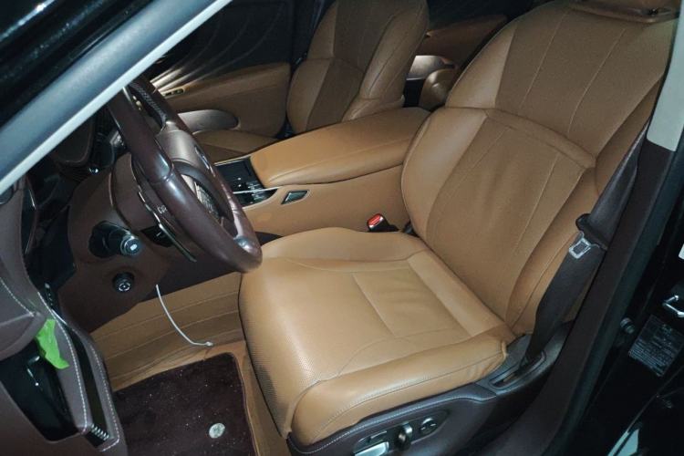 Used Lexus LS 2020 500h Excellence Edition China VI standard Left Front Seat