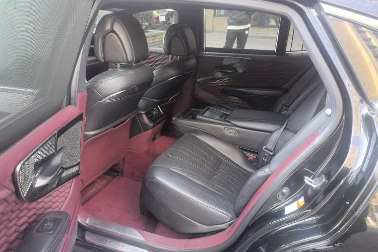Used Lexus LS 2020 500h Luxury Edition China V Standard Left Rear Seat