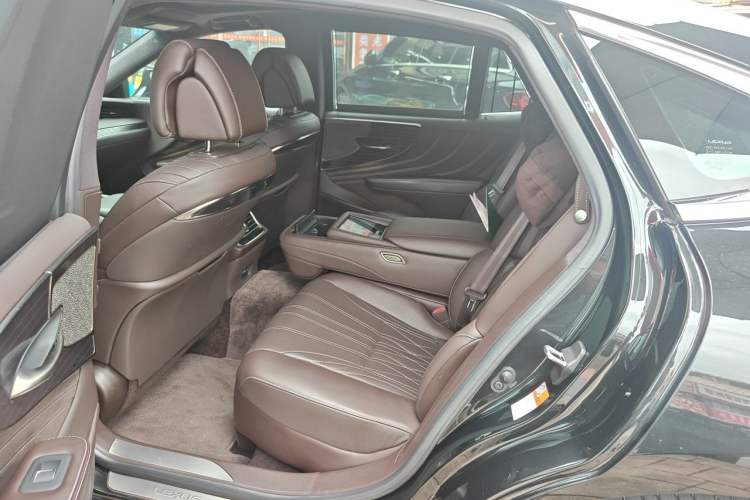 Used Lexus LS 2020 500h Luxury Edition China VI Standard Left Rear Seat