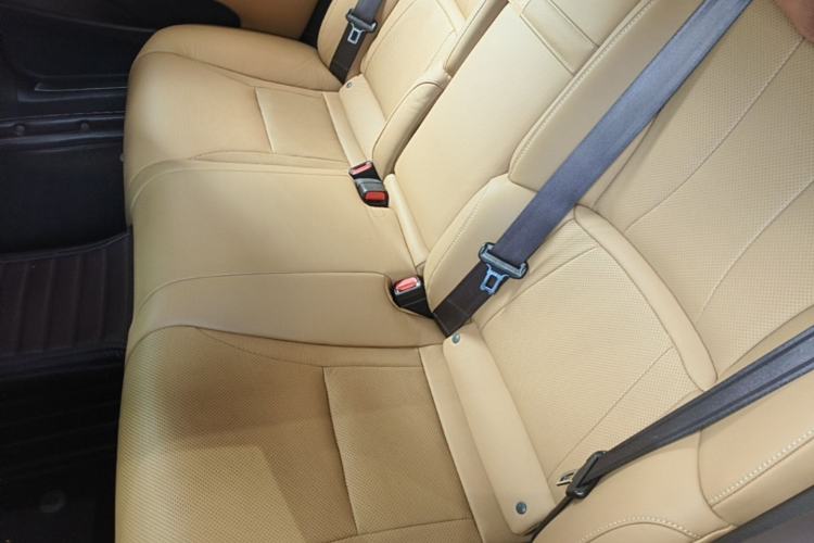 Used Lexus LS 2020 500h Excellence Edition China VI standard Left Rear Seat