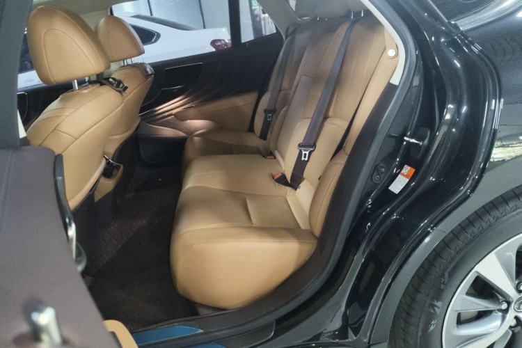 Used Lexus LS 2020 500h Excellence Edition China VI standard Left Rear Seat