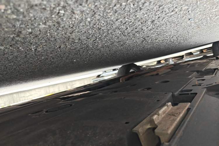 Used Lexus LS 2020 500h Excellence Edition China VI standard Left Side Sill