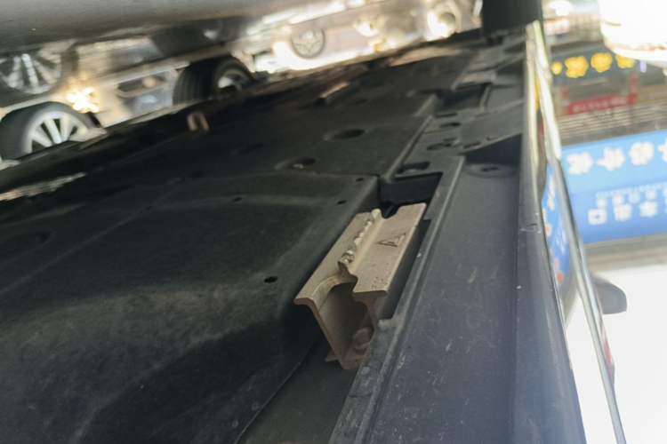 Used Lexus LS 2020 500h Excellence Edition China VI standard Left Side Sill