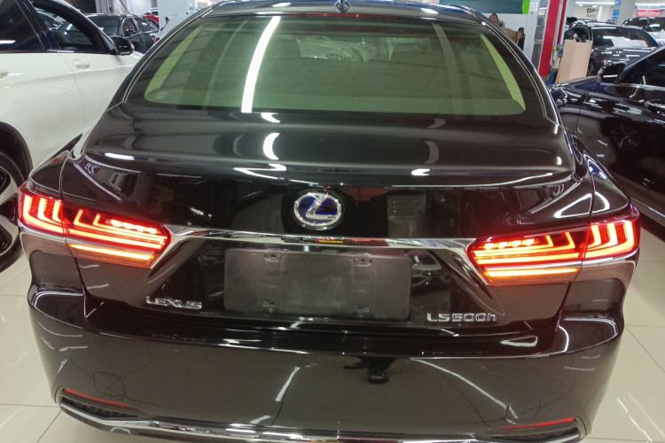 Used Lexus LS 2020 500h Excellence Edition China VI standard Rear