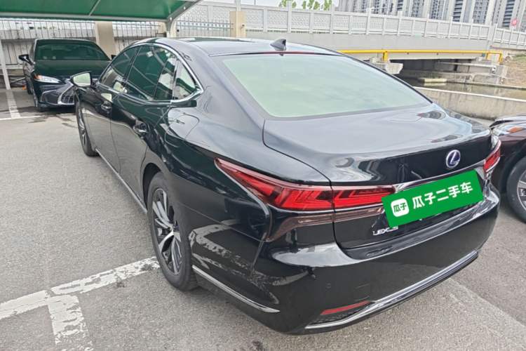 Used Lexus LS 2020 500h Excellence Edition China VI standard Rear Left 45 Deg