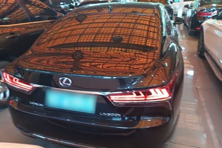 Used Lexus LS 2020 500h Excellence Edition China VI standard Rear