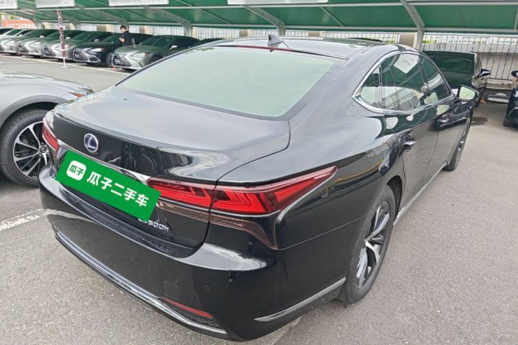 Used Lexus LS 2020 500h Excellence Edition China VI standard Rear Right 45 Deg
