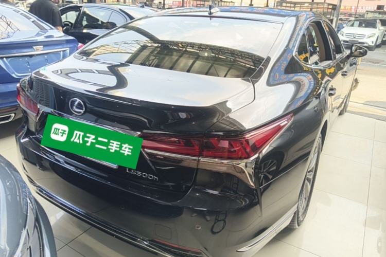 Used Lexus LS 2020 500h Excellence Edition China VI standard Rear Right 45 Deg