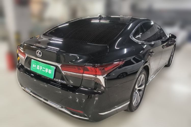 Used Lexus LS 2020 500h Excellence Edition China VI standard Rear Right 45 Deg