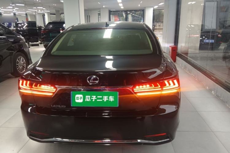 Used Lexus LS 2020 500h Excellence Edition China VI standard Rear