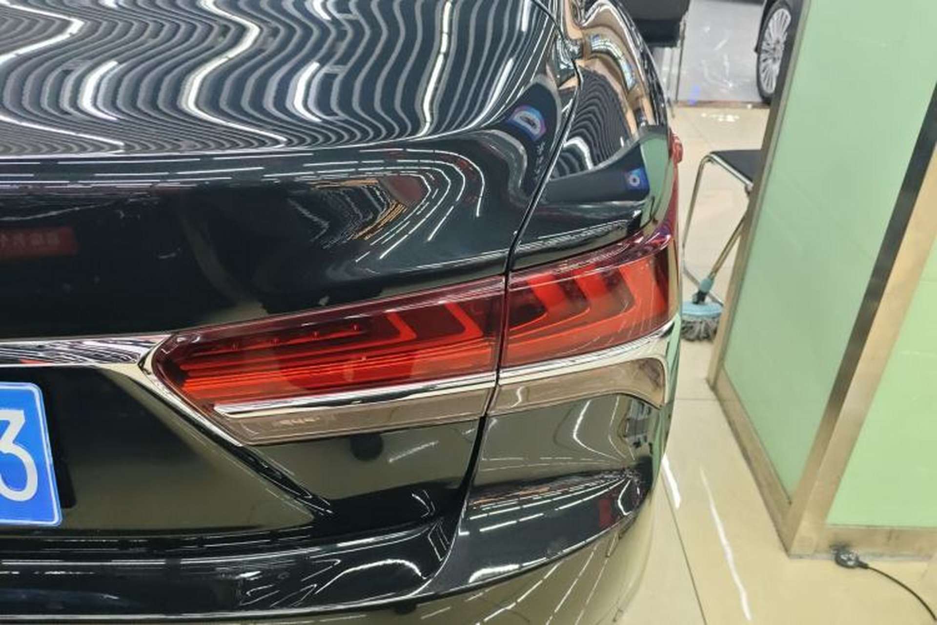 Used Lexus LS 2020 500h Excellence Edition China VI standard Right Rear Taillight