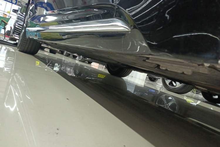 Used Lexus LS 2020 500h Excellence Edition China VI standard Right Side Sill